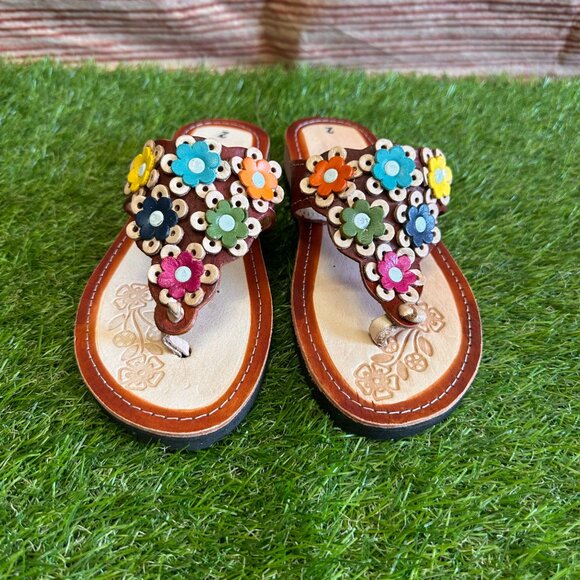 Women's Genuine Leather Sandals with Flower Details Handmade in Mexico - Picture 6 of 8